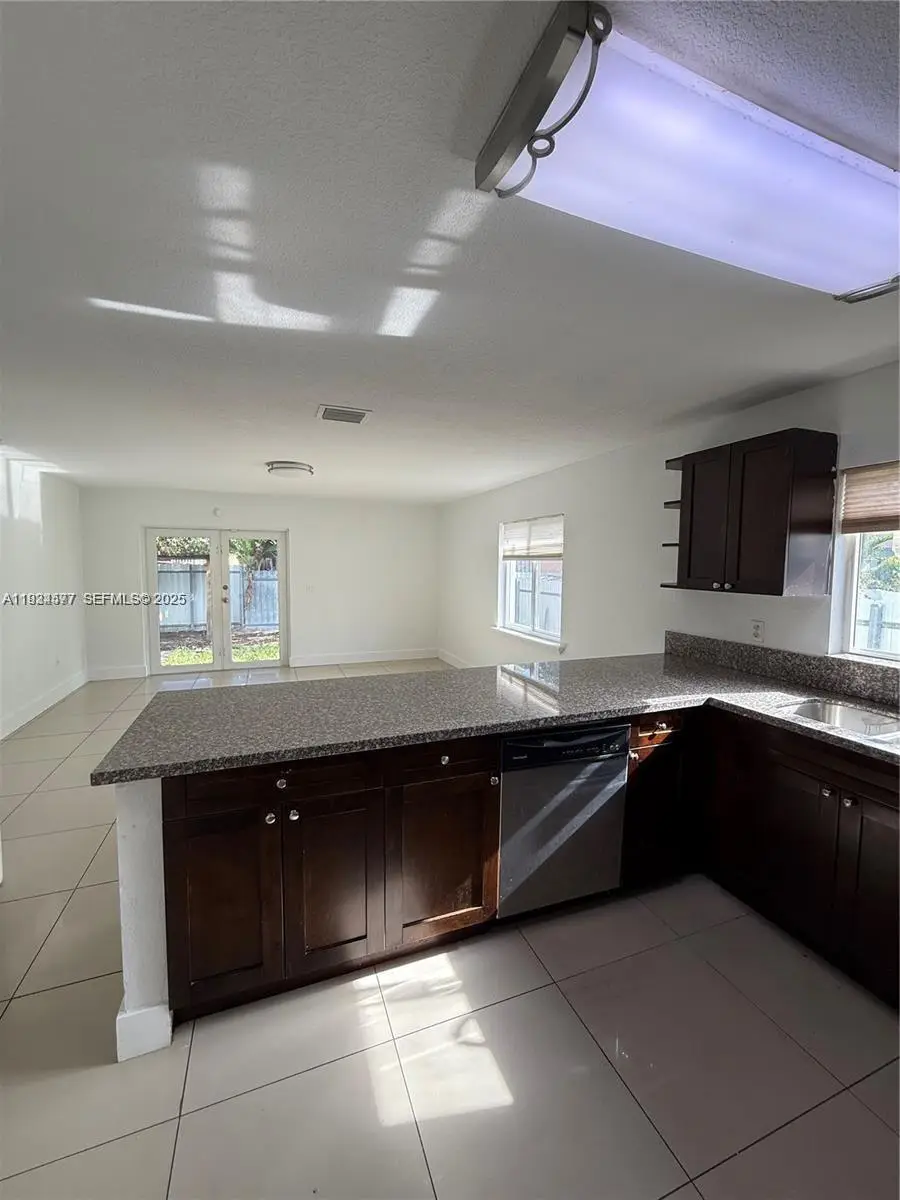 1720 NW 44th St, Miami, FL 33142 - Image #3