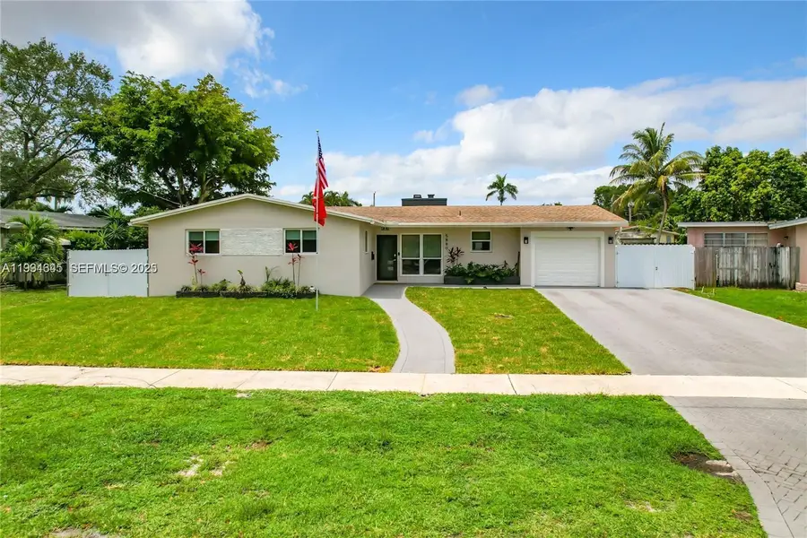 5880 SW 13th St, Plantation, FL 33317 - Image #3