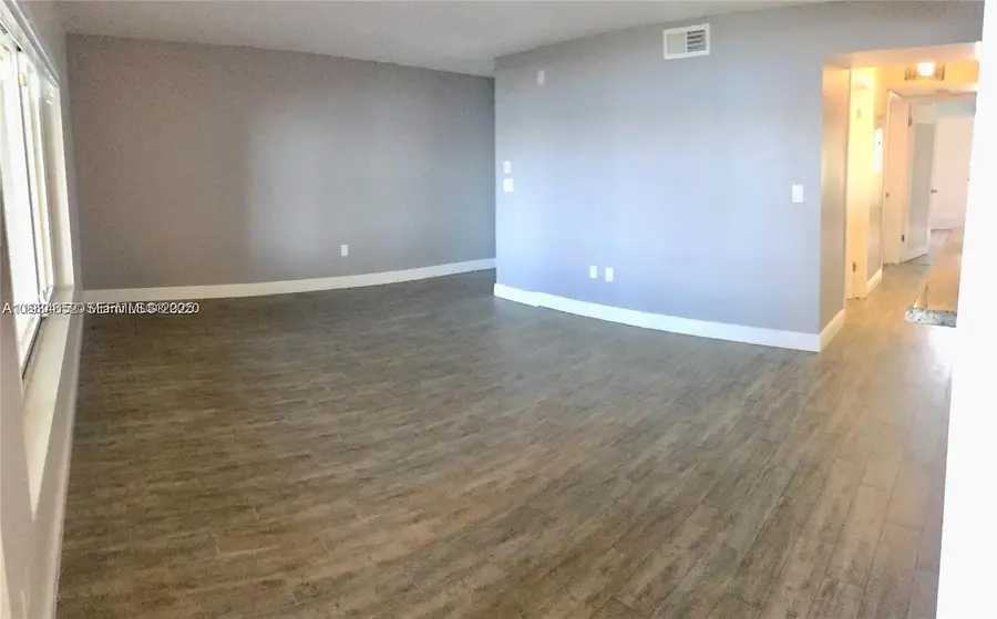 2445 NW 33rd St #1404, Oakland Park, FL 33309 - Image #2