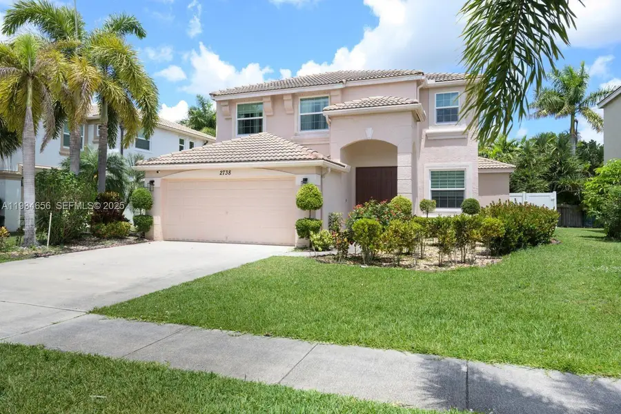 2738 Misty Oaks Cir, Royal Palm Beach, FL 33411 - Image #2
