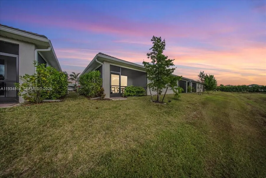 1074 Enbrook Loop, Naples, FL 34114 - Image #2