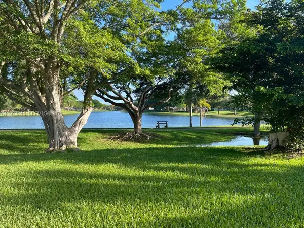 10320 SW 154th Cir Ct #8, Miami, FL 33196