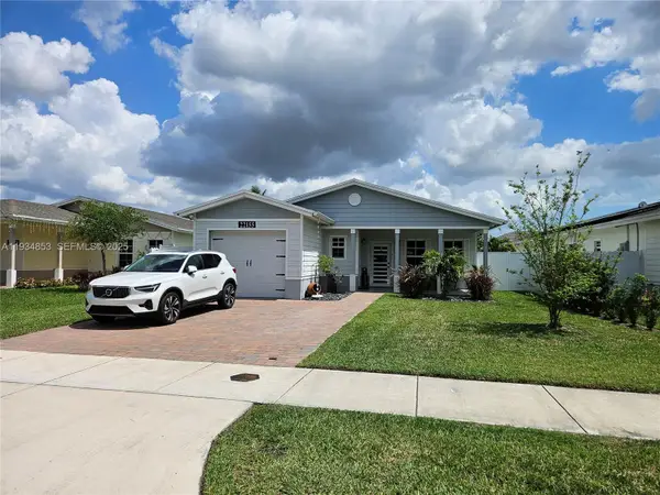 22155 Miami Ave, Miami, FL 33170