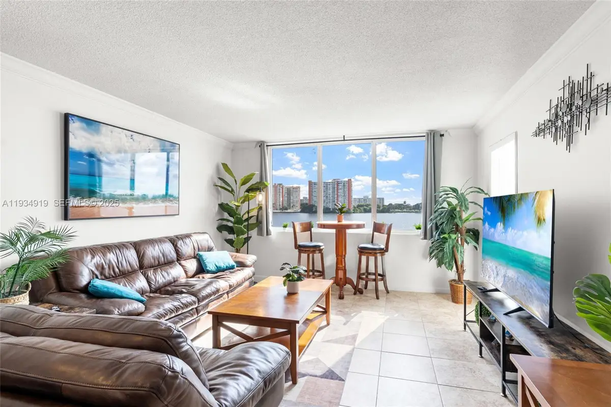 1170 NE 191st St #35, Miami, FL 33179 - Image #1