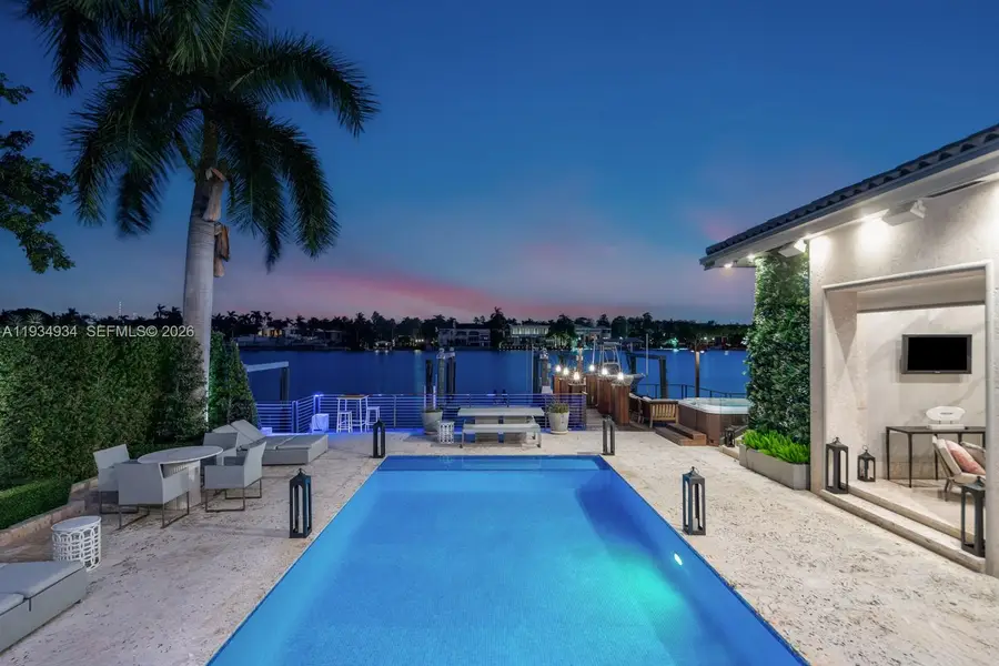 176 S Hibiscus Drive, Miami Beach, FL 33139 - #3