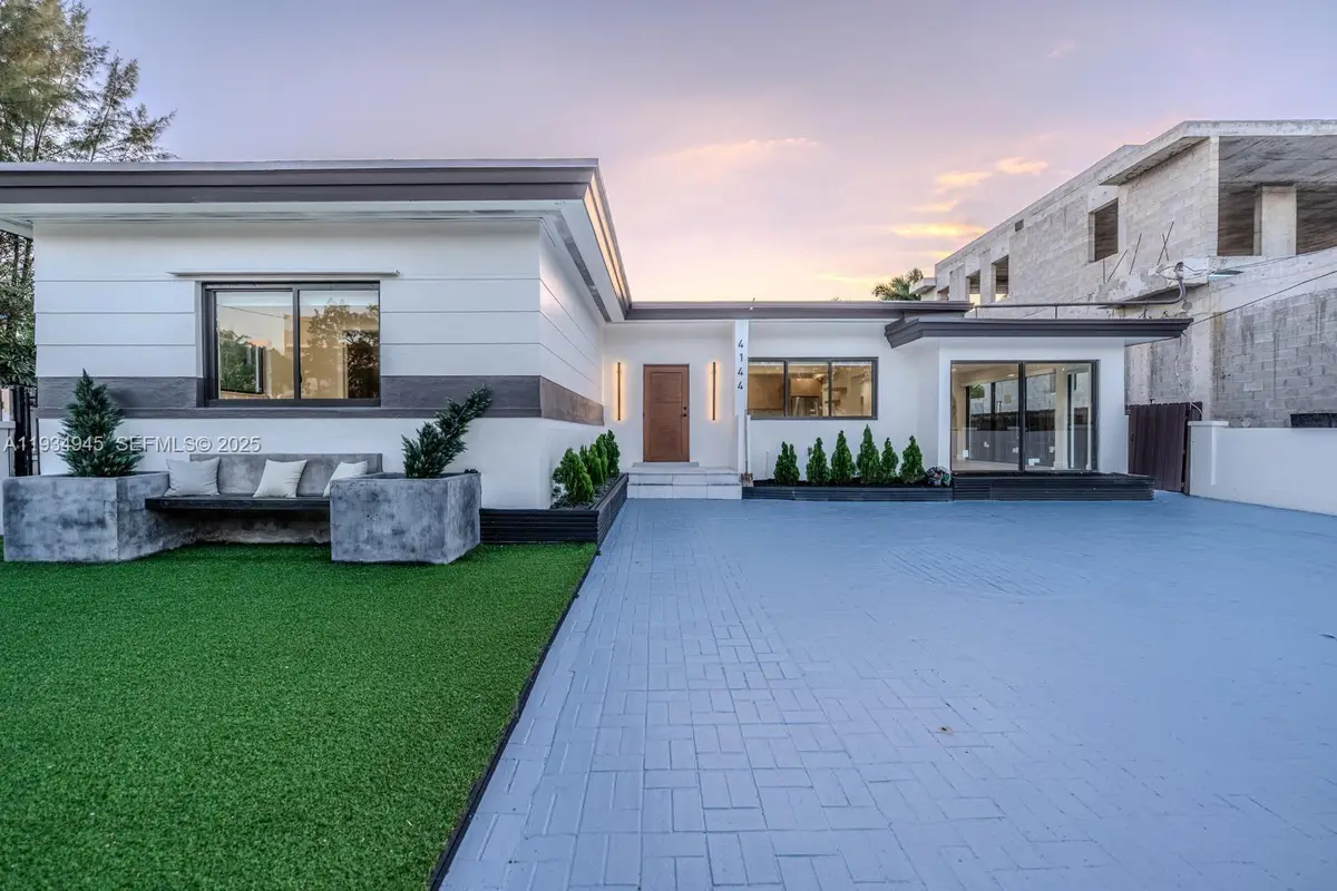 4144 Alton Rd, Miami Beach, FL 33140 - Image #1