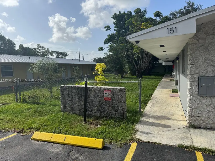 151 NW 164th St, Miami, FL 33169 - Image #3