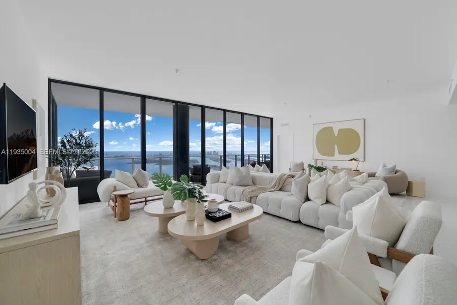 700 NE 24th St #PH-5903, Miami, FL 33137 - Image #2