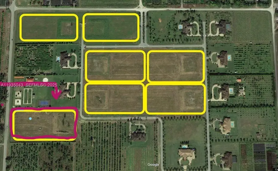 31510 SW 215 Th Av, Homestead, FL 33030 - Image #2