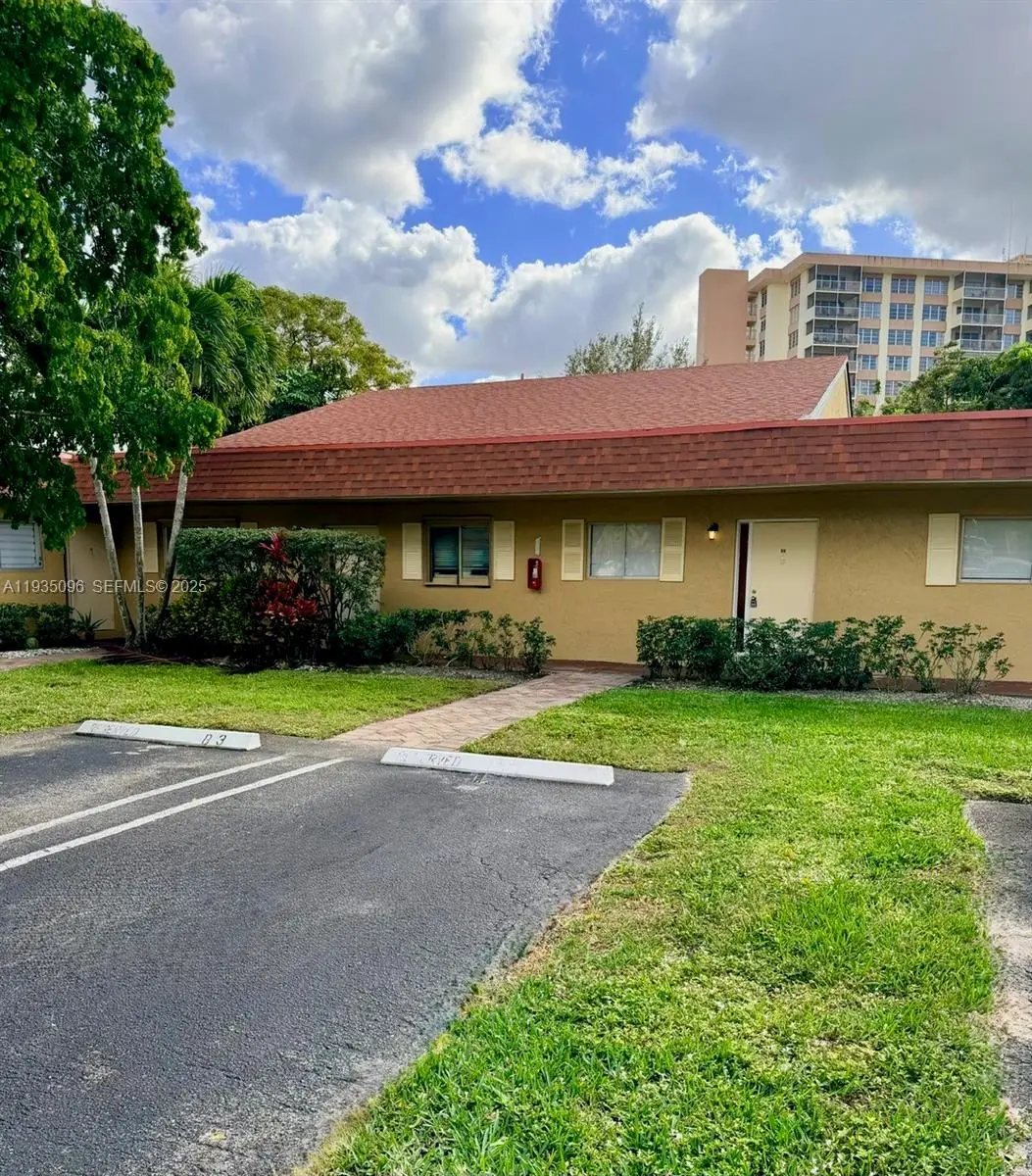 10722 La Placida Dr #9-B3, Coral Springs, FL 33065 - Image #1