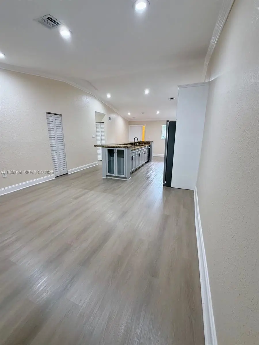 10722 La Placida Dr #9-B3, Coral Springs, FL 33065 - Image #2