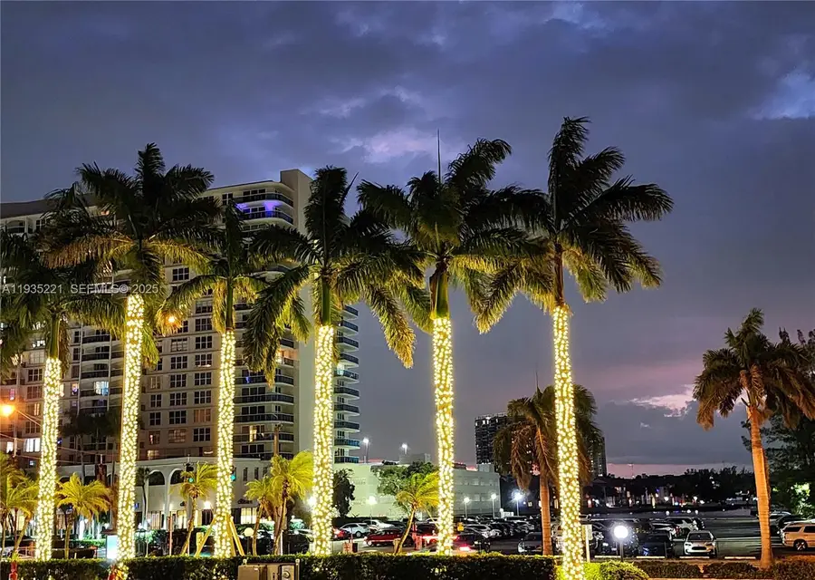 3725 S Ocean Dr #425, Hollywood, FL 33019 - Image #2