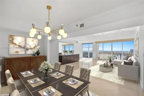 1000 W Island Blvd #3002, Aventura, FL 33160