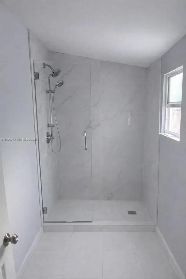 9407 NW 4th Ave, Miami, FL 33150