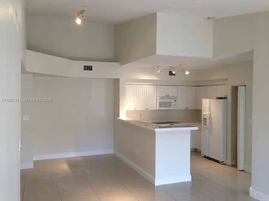 6851 SW 44th St #308, Miami, FL 33155 - Image #2