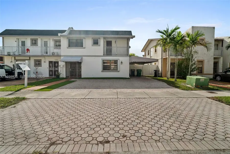 10922 SW 25th St, Miami, FL 33165 - Image #2