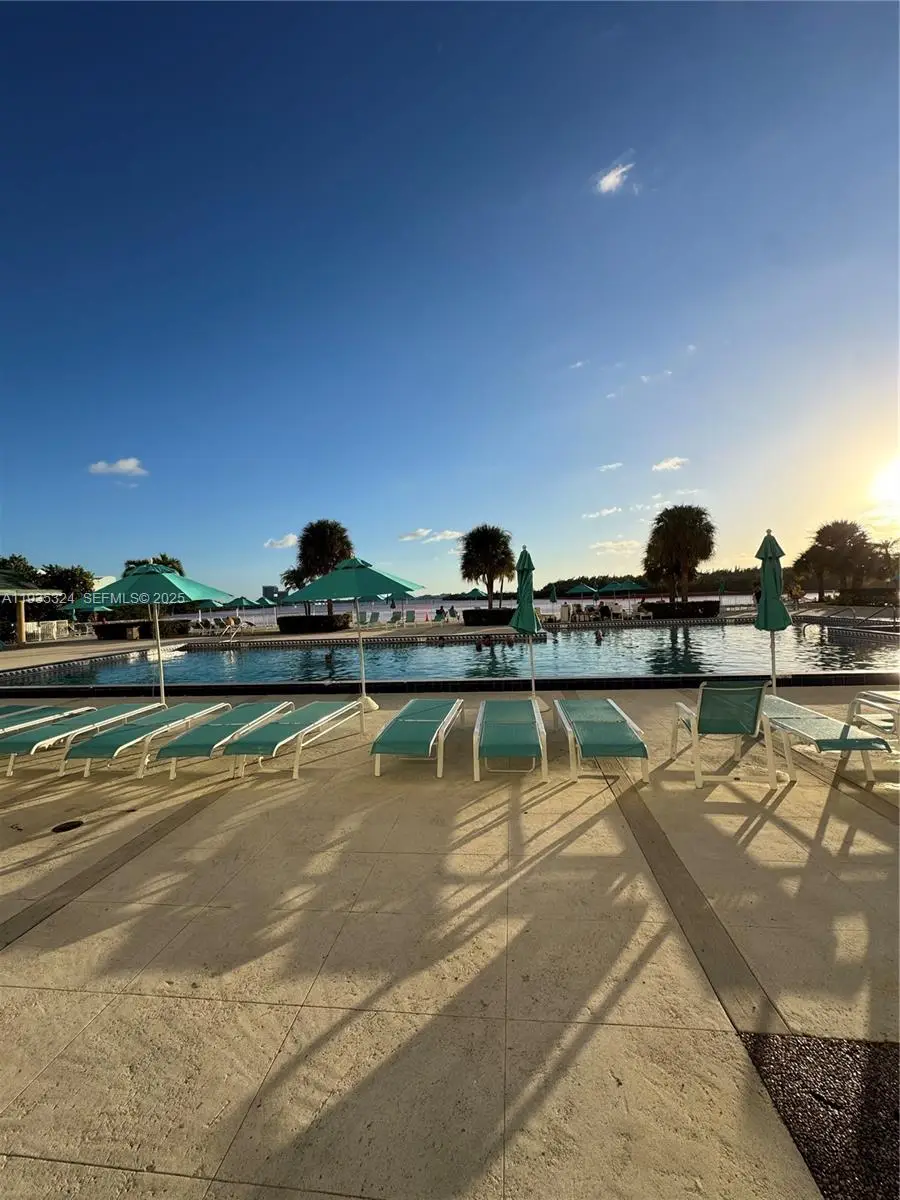 300 Bayview Dr #509, Sunny Isles Beach, FL 33160 - Image #1