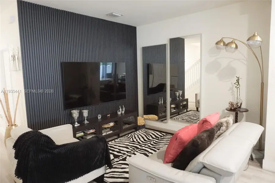 10589 W 32nd Ln, Hialeah Gardens, FL 33018 - #3