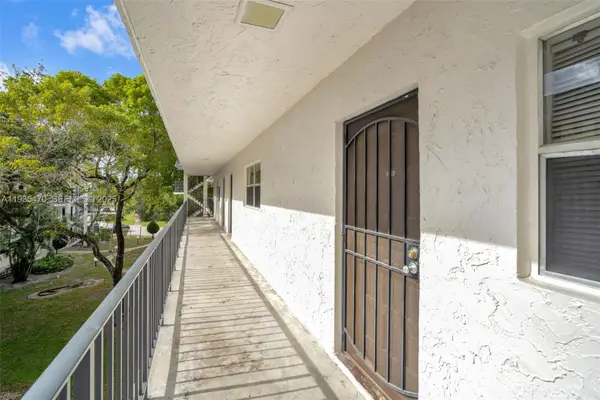 3360 Spanish Moss Ter #304, Lauderhill, FL 33319