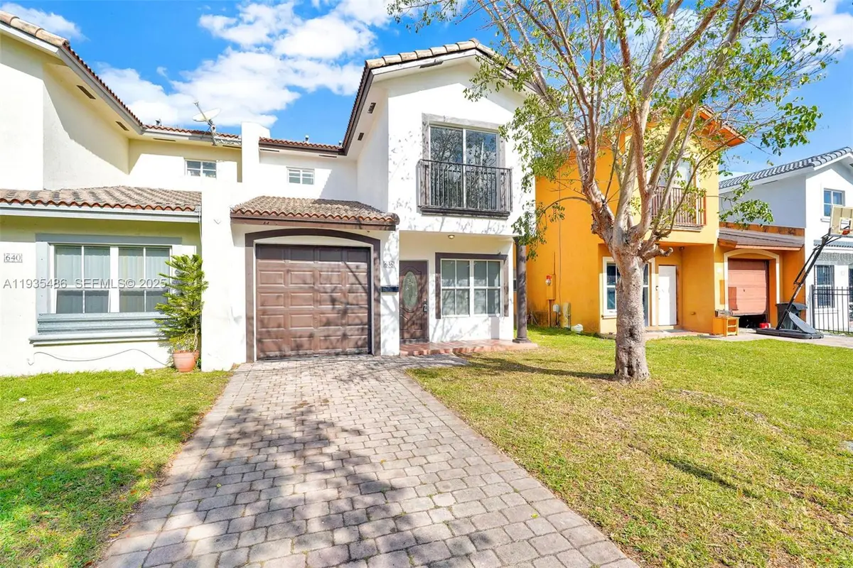 636 SW 7th Ter, Florida City, FL 33034 - Image #1