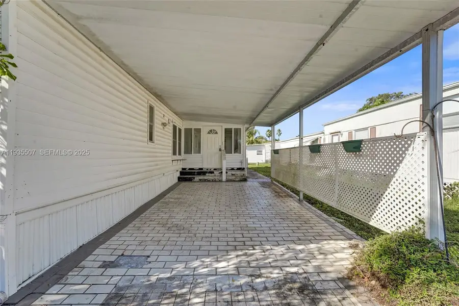 361 NW 135th Ave, Plantation, FL 33325 - Image #3