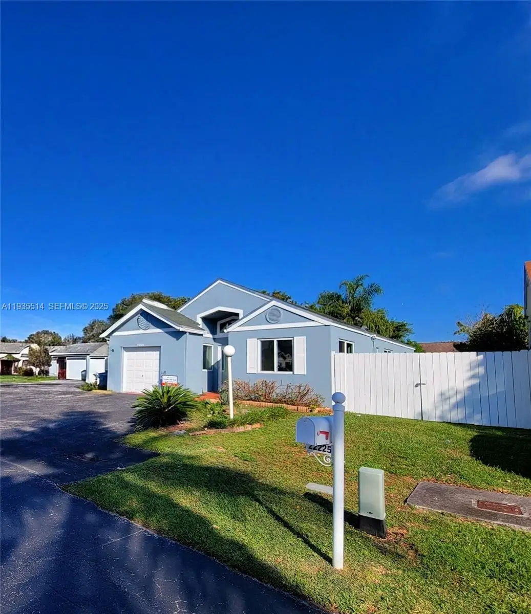 22225 SW 100th Ave, Cutler Bay, FL 33190 - Image #1