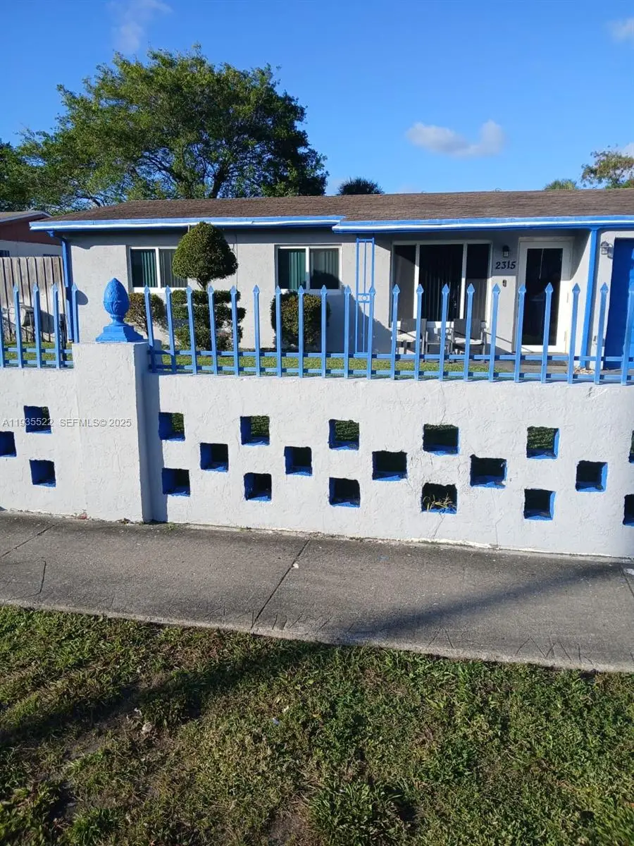 2315 NW 6th St, Pompano Beach, FL 33069 - Image #1