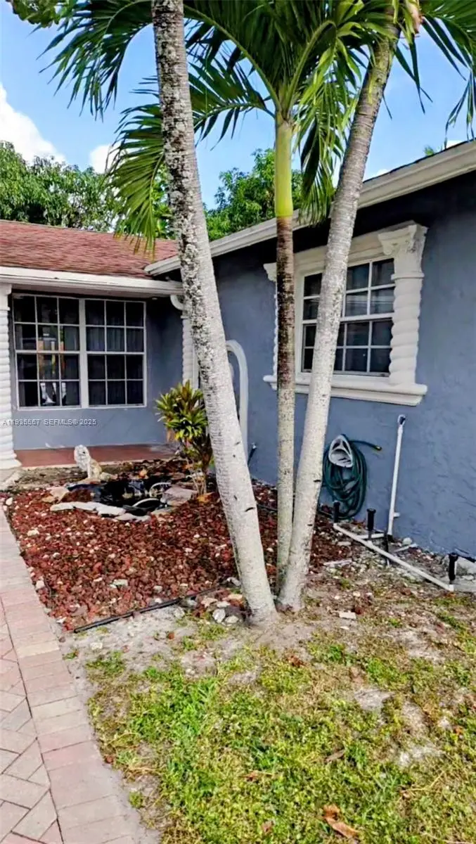 7601 Kimberly Blvd, North Lauderdale, FL 33068 - Image #2