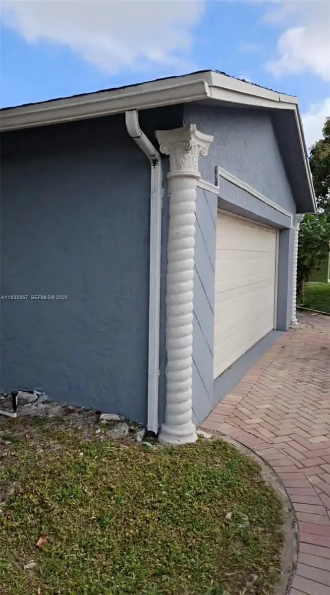 7601 Kimberly Blvd, North Lauderdale, FL 33068 - Image #3