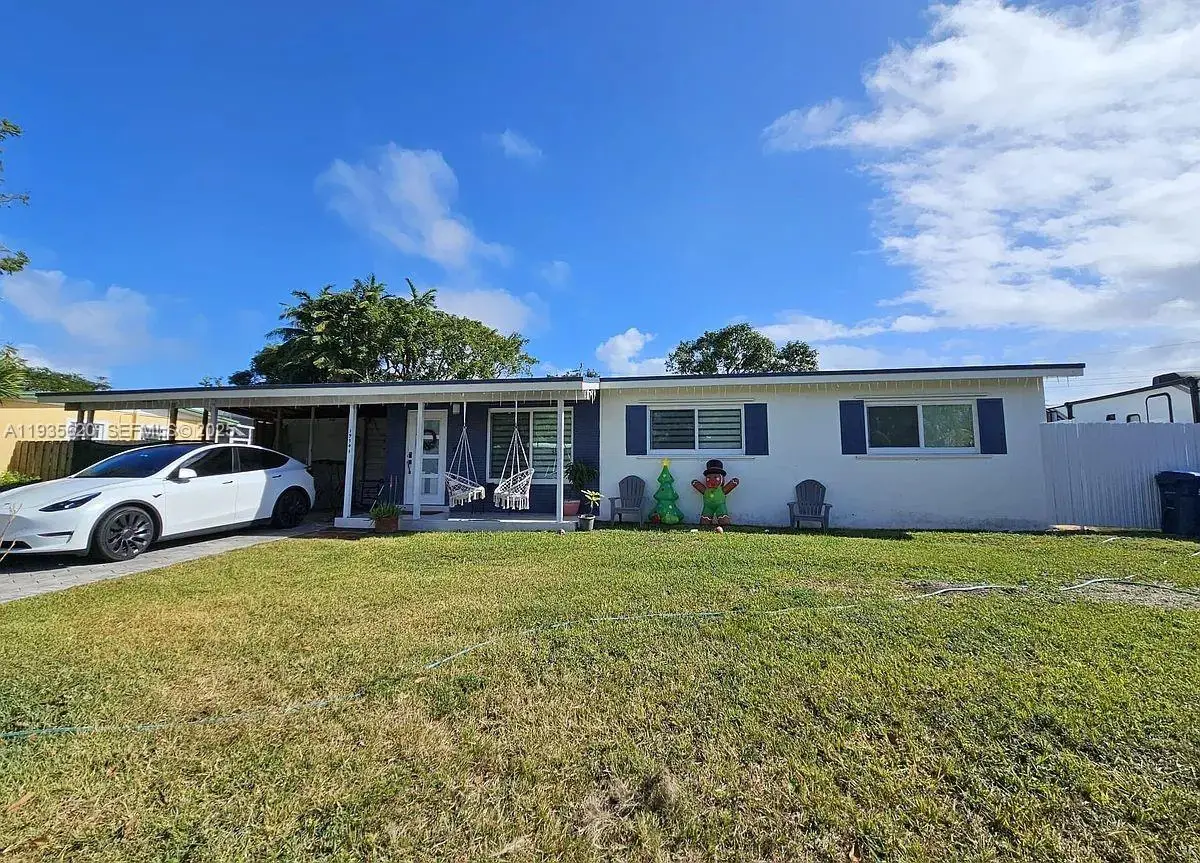 19741 Eagle Nest Rd, Cutler Bay, FL 33157 - Image #1