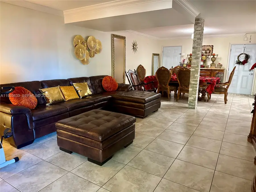 9353 Fontainebleau Blvd #A106, Miami, FL 33172 - Image #2