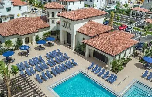 11330 SW 16th St #11330, Pembroke Pines, FL 33025 - Image #2