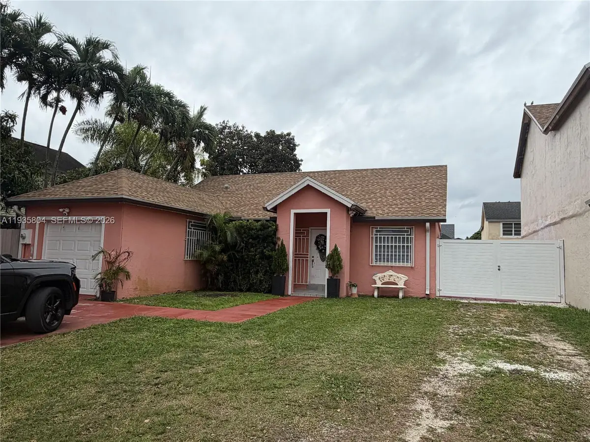 25050 SW 129th Ct, Homestead, FL 33032 - Image #1