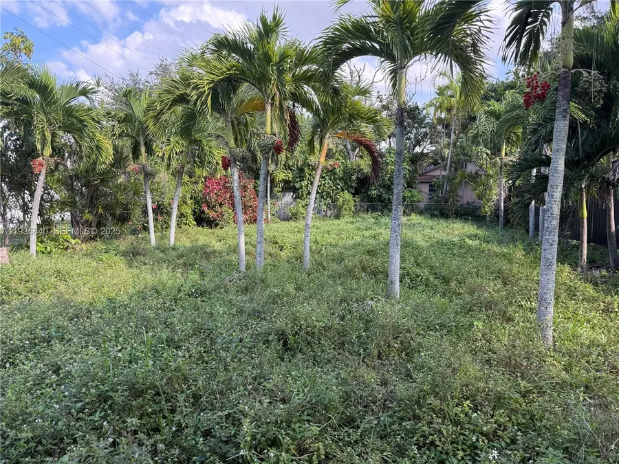 11741 NE 13th Ave, Miami, FL 33161 - Image #2