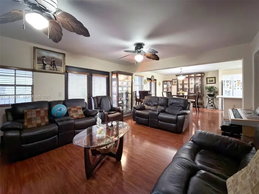 14220 SW 53rd St, Miami, FL 33175 - Image #3