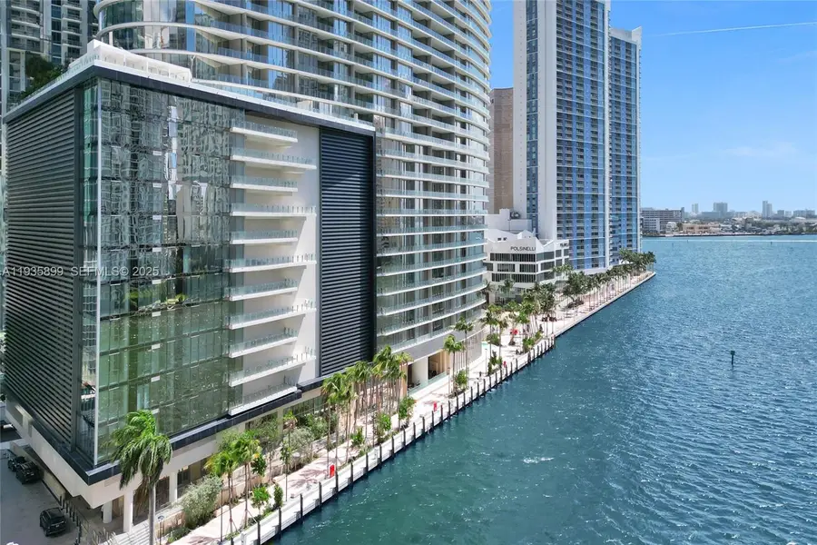 300 Biscayne Boulevard Way #3605W, Miami, FL 33131 - Image #2