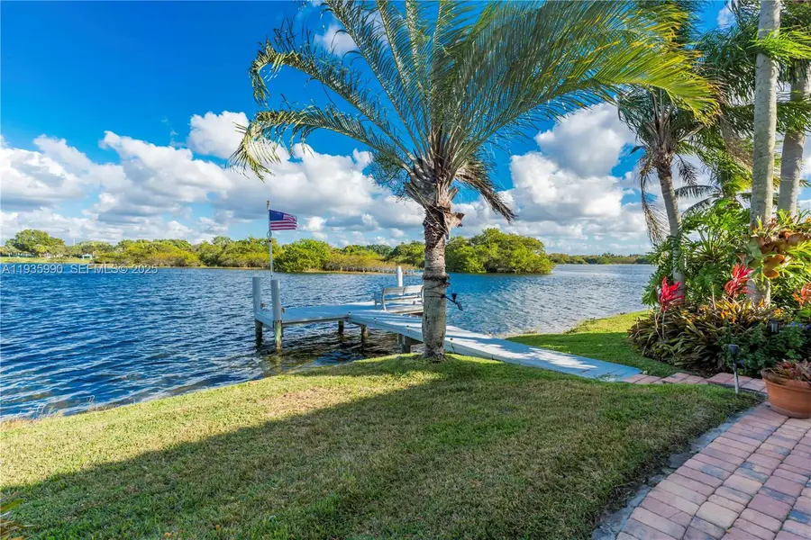 1981 NW 178th Ter, Pembroke Pines, FL 33029 - Image #2