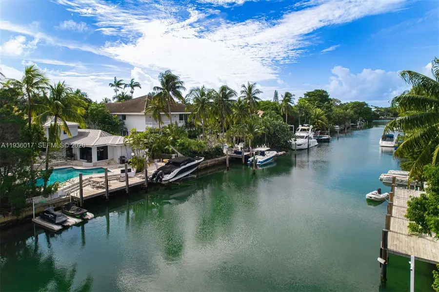 121 Knollwood Drive, Key Biscayne, FL 33149 - Image #3