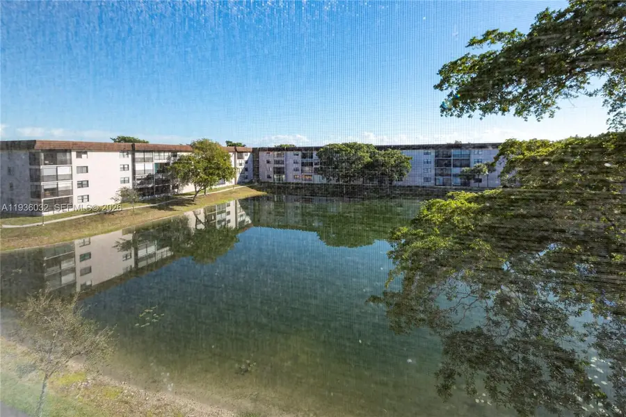 4970 E Sabal Palm Blvd #405, Tamarac, FL 33319 - Image #2
