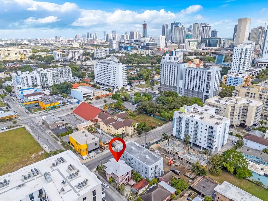 676 SW 1st St, Miami, FL 33130 - Image #3