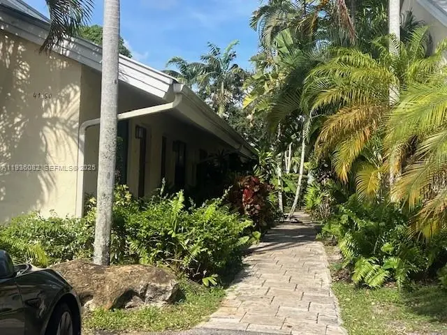 Address Withheld By Seller, Fort Lauderdale, FL 33304 - Image #2