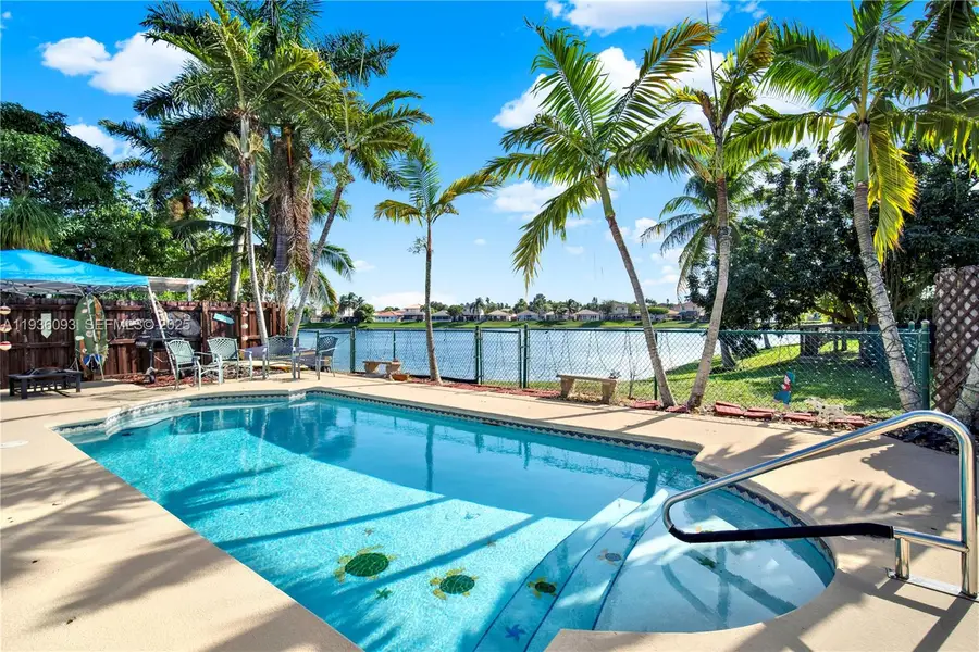 8916 SW 213th St, Cutler Bay, FL 33189 - Image #3