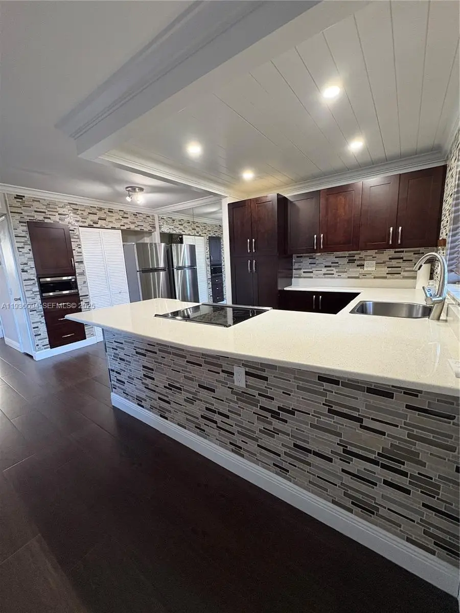 2400 NE 10th St #203, Pompano Beach, FL 33062 - Image #3