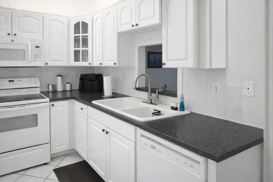 1800 SW 81st Ave #1411, North Lauderdale, FL 33068 - Image #3