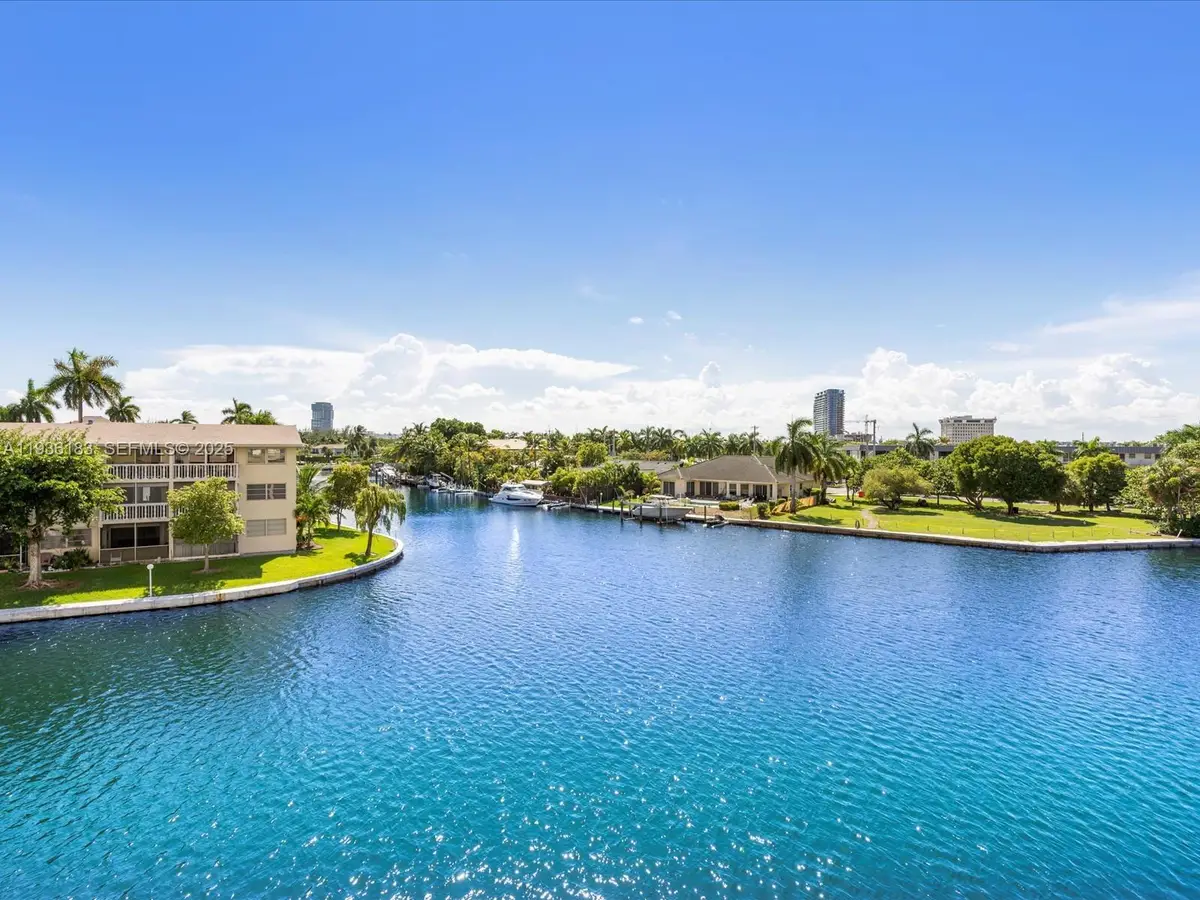 437 NE Golden Isles Dr #9H, Hallandale Beach, FL 33009 - Image #1