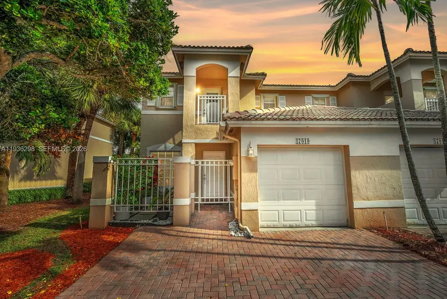 17019 NW 23rd St, Pembroke Pines, FL 33028 - Image #2