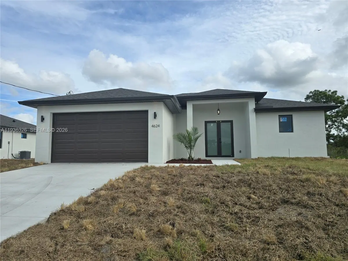4624 Connie Ave N, Lehigh Acres, FL 33971 - Image #1
