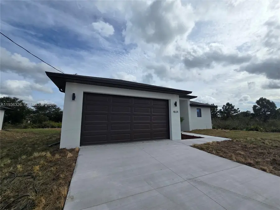 4624 Connie Ave N, Lehigh Acres, FL 33971 - Image #2