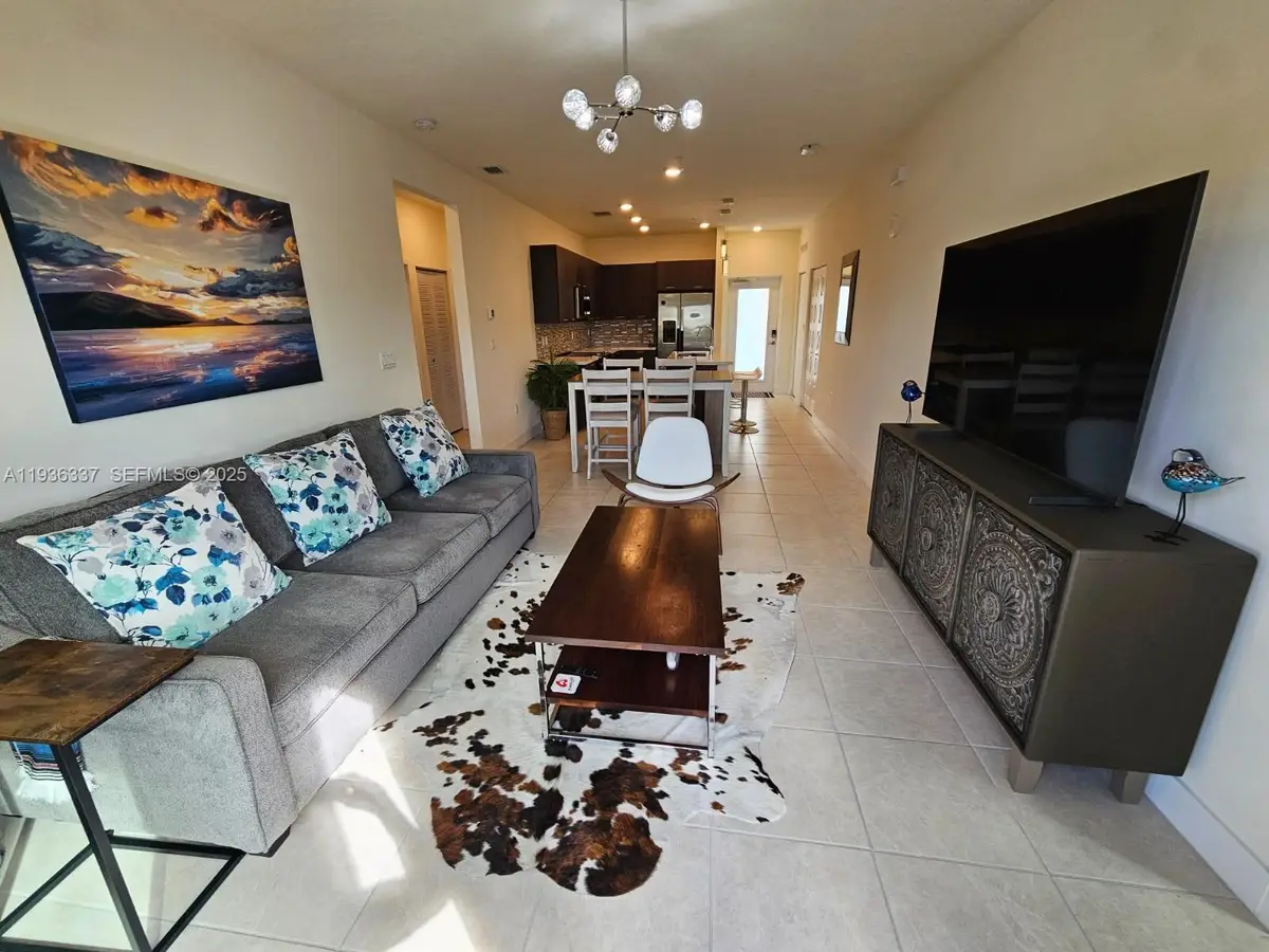 8301 NW 41st St #B-402, Doral, FL 33166 - Image #1