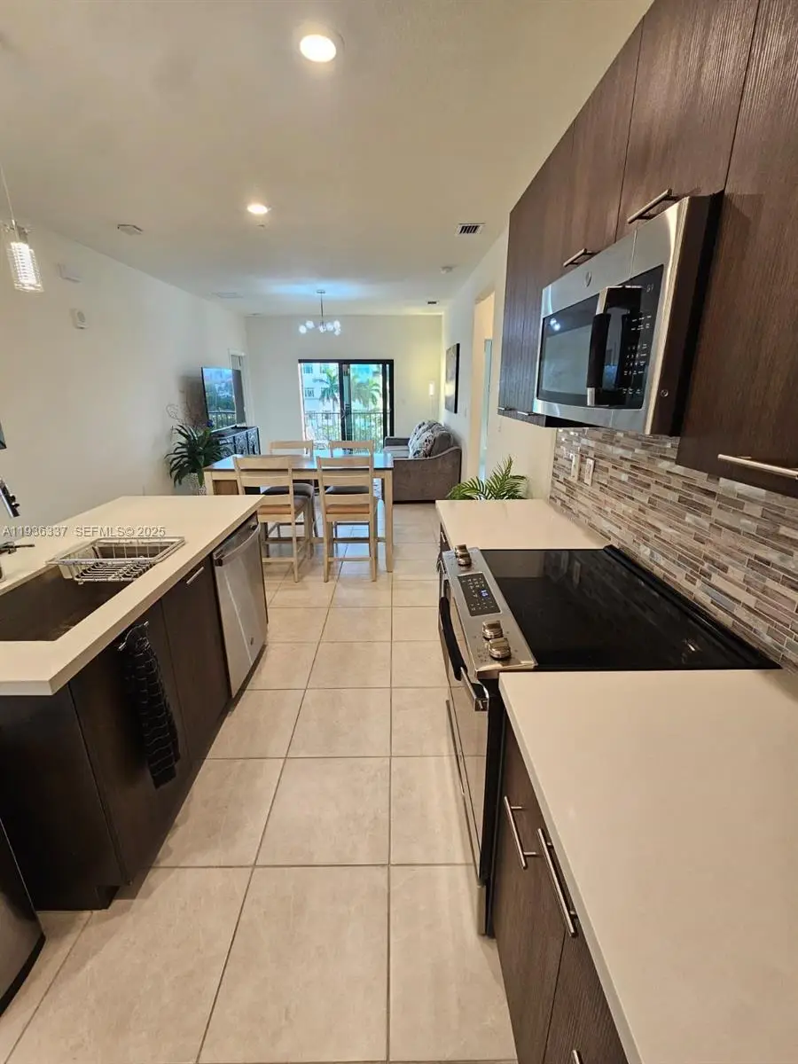 8301 NW 41st St #B-402, Doral, FL 33166 - Image #3